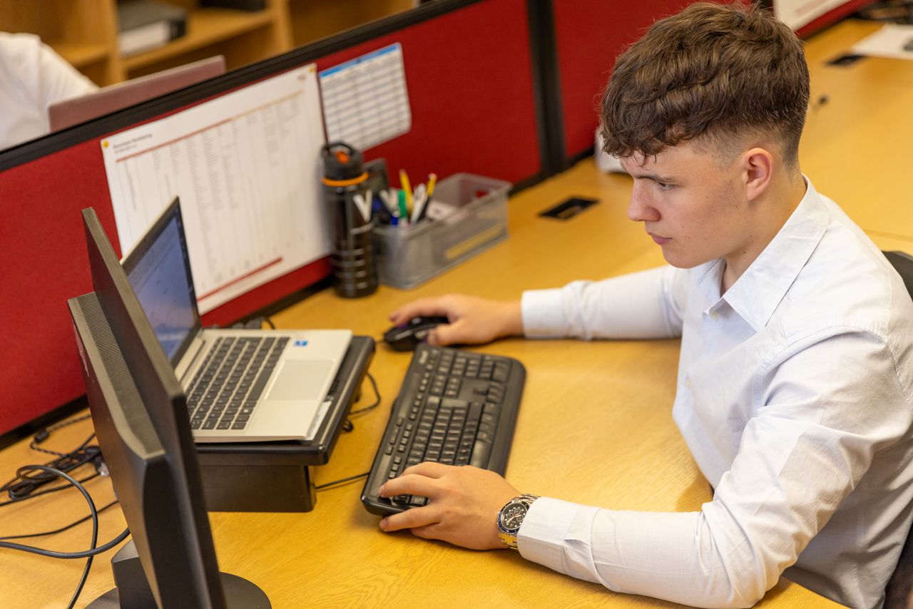 Student jobs, summer employment