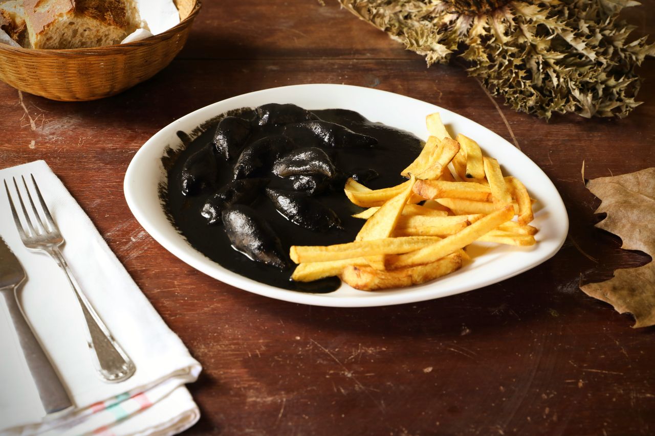Would You Try That? Emma and Lucas Explore the Strangest Foods Around the World